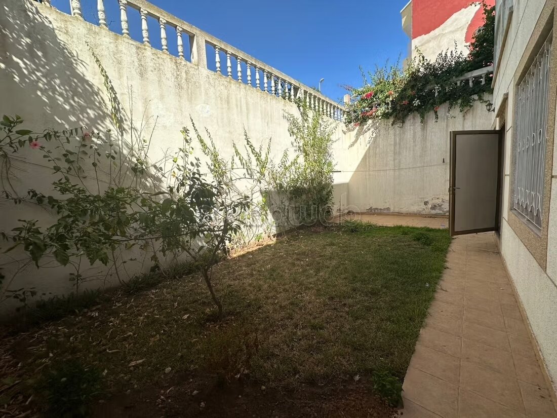 فيلا 390 م² للإيجار في الدار البيضاء (ناسيم) — Photo 3