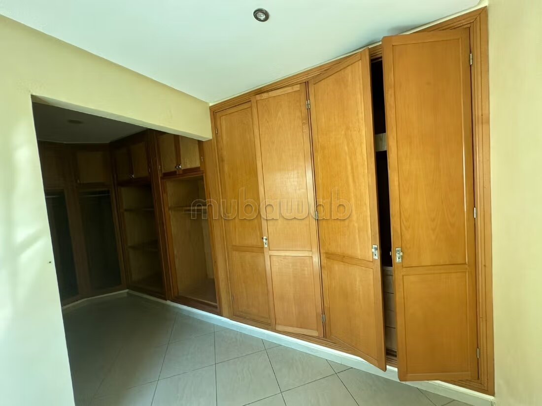 فيلا 390 م² للإيجار في الدار البيضاء (ناسيم) — Photo 20