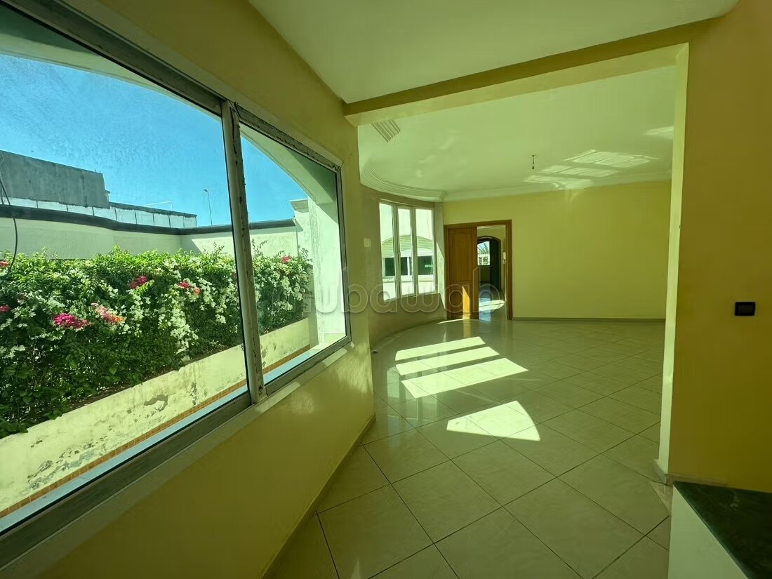 فيلا 390 م² للإيجار في الدار البيضاء (ناسيم) — Photo 30