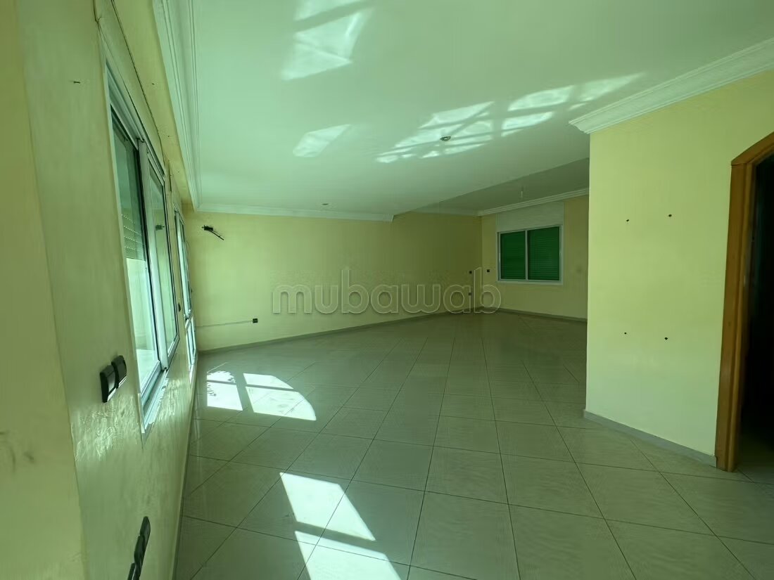 فيلا 390 م² للإيجار في الدار البيضاء (ناسيم) — Photo 32
