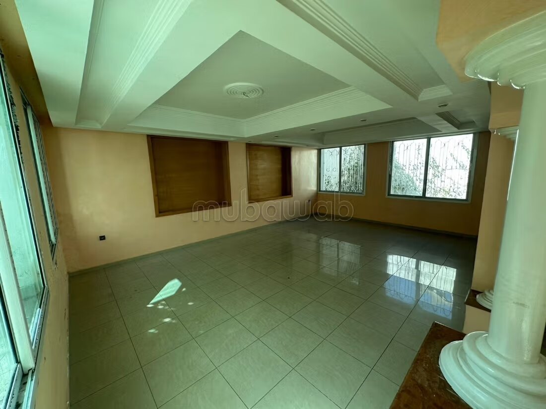 فيلا 390 م² للإيجار في الدار البيضاء (ناسيم) — Photo 6