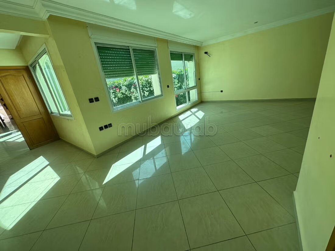 فيلا 390 م² للإيجار في الدار البيضاء (ناسيم) — Photo 25