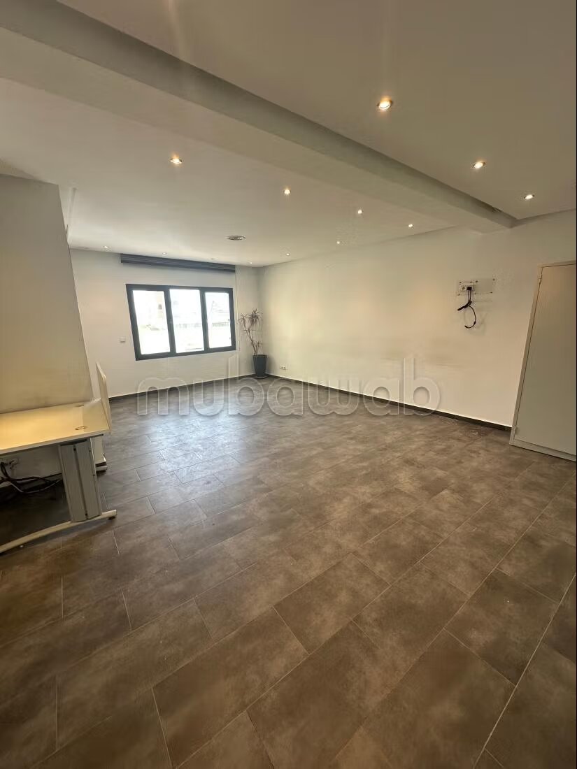 Office 101 sqm for sale in Casablanca — Photo 2