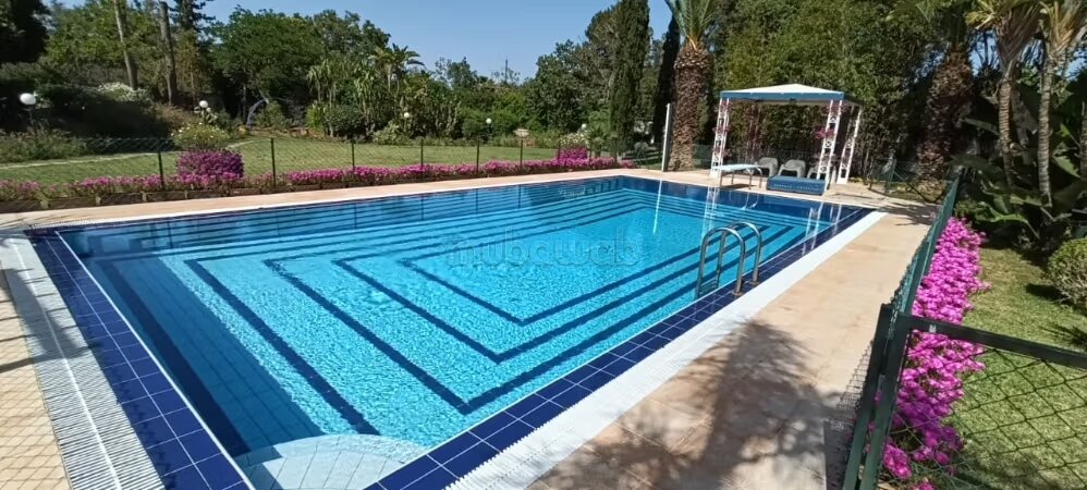 فيلا 4000 متر مربع للإيجار في الرباط — Photo 26