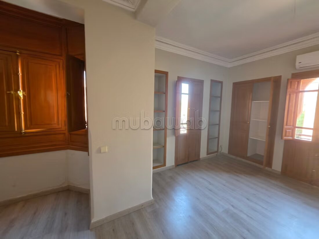 Villa for rent 500 m² in Marrakech (Targa) — Photo 13