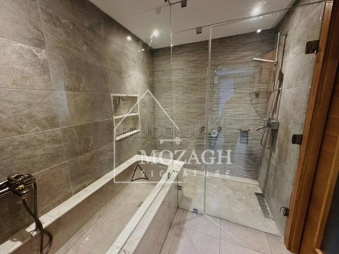 Villa for rent 500 m² in Marrakech (Targa) — Photo 397
