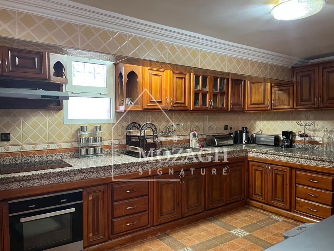Villa for rent 500 m² in Marrakech (Targa) — Photo 487