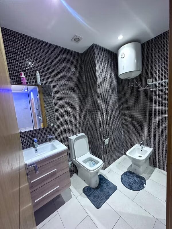 Apartment 76 m² for rent in Marrakech (near Victor Hugo) — Photo 27