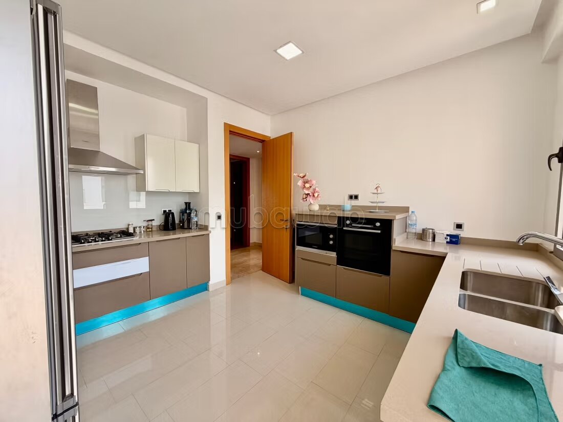 Apartment 140 m² for rent in Casablanca — Photo 20