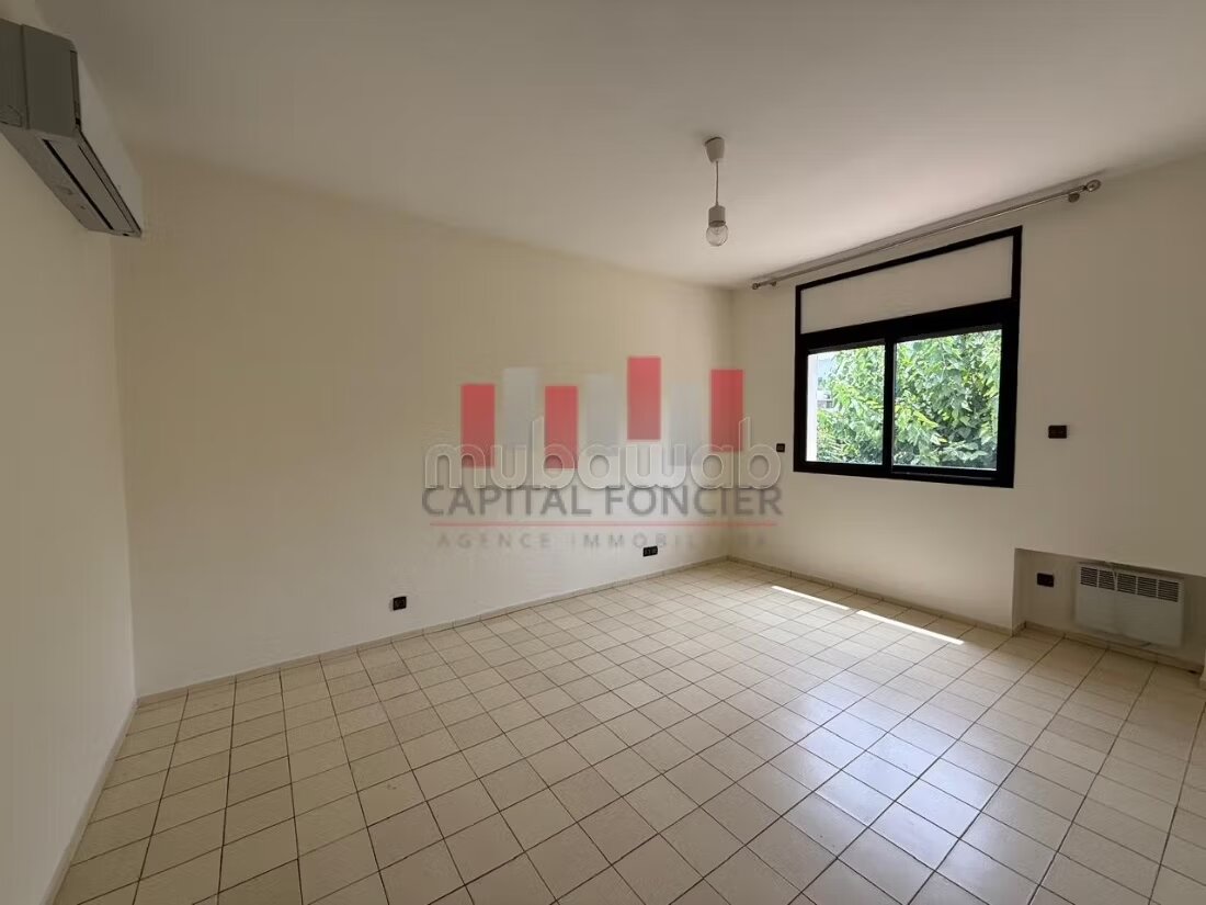Villa 500 m² for Rent in الدار البيضاء — Photo 38