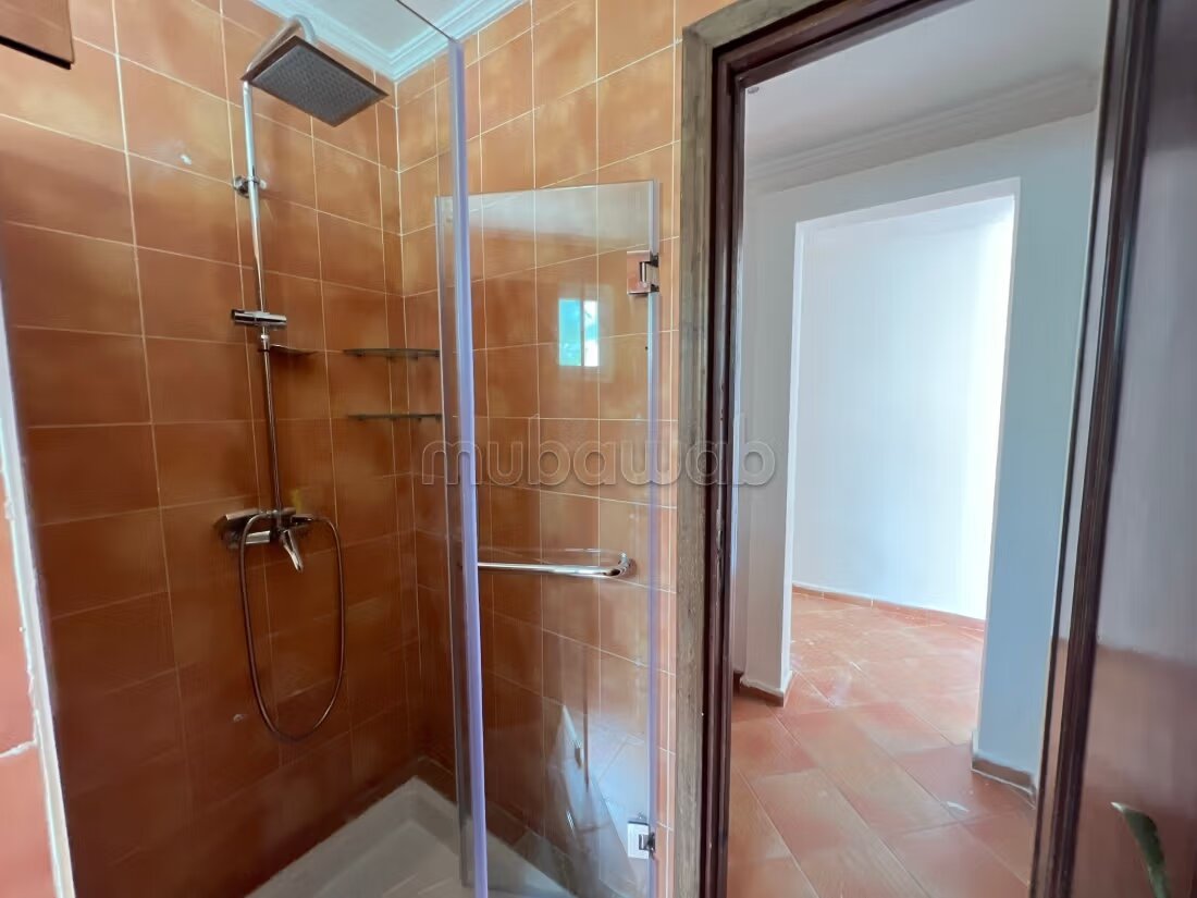 Villa 200 m² à louer à Dar Bouazza — Photo 7