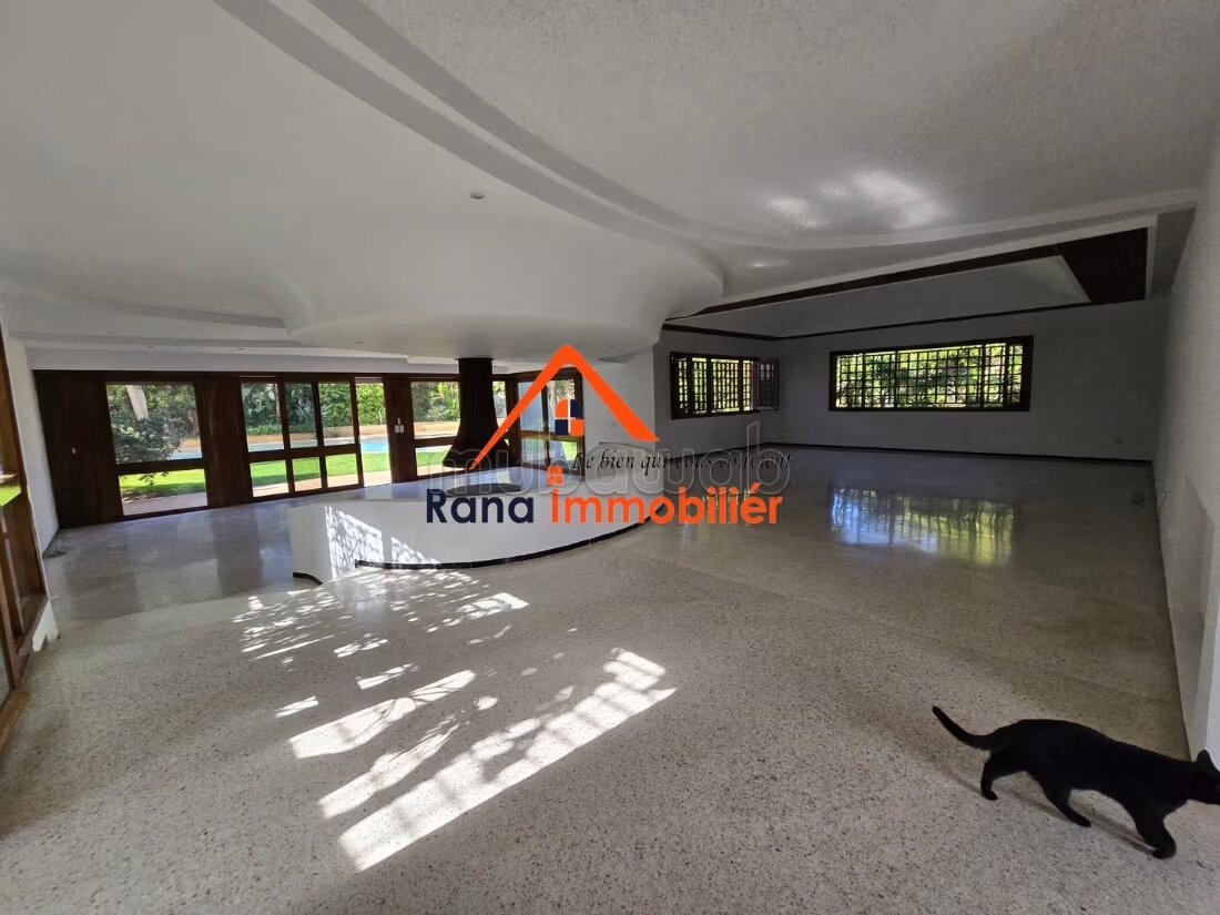 Villa 2000 m² for Rent in Rabat on Souissi — Photo 17