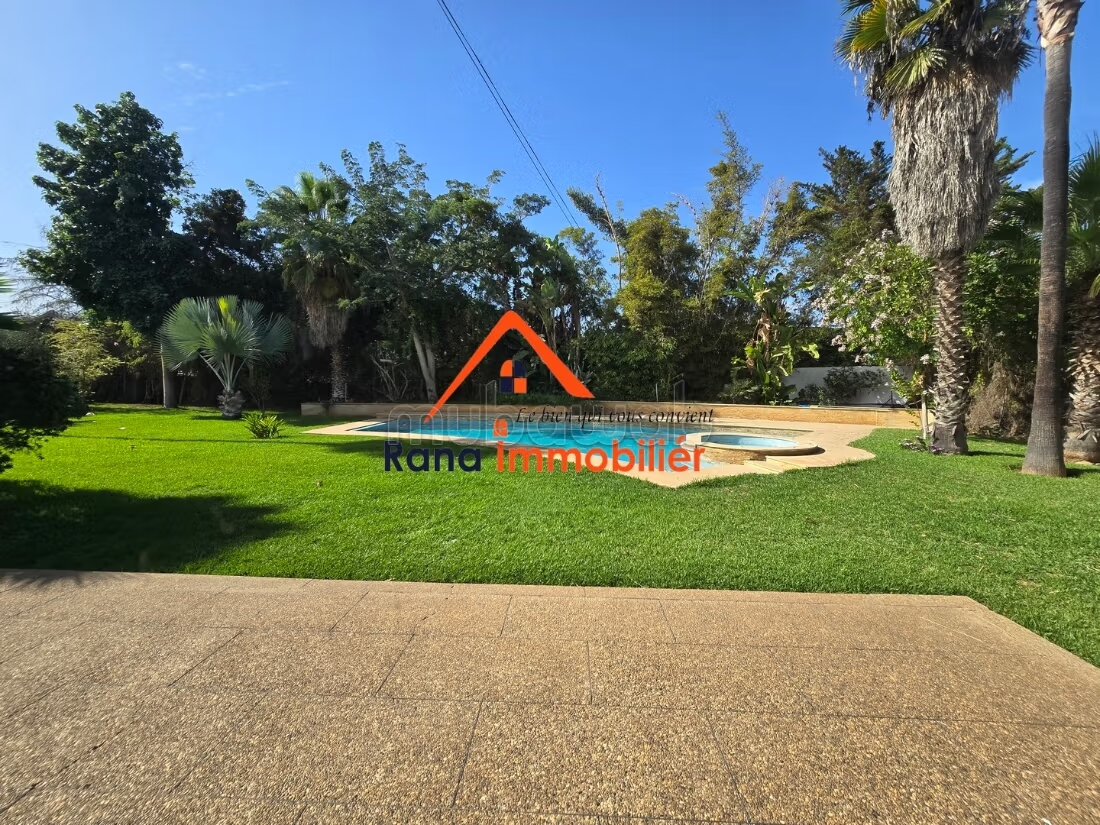 Villa 2000 m² for Rent in Rabat on Souissi — Photo 32