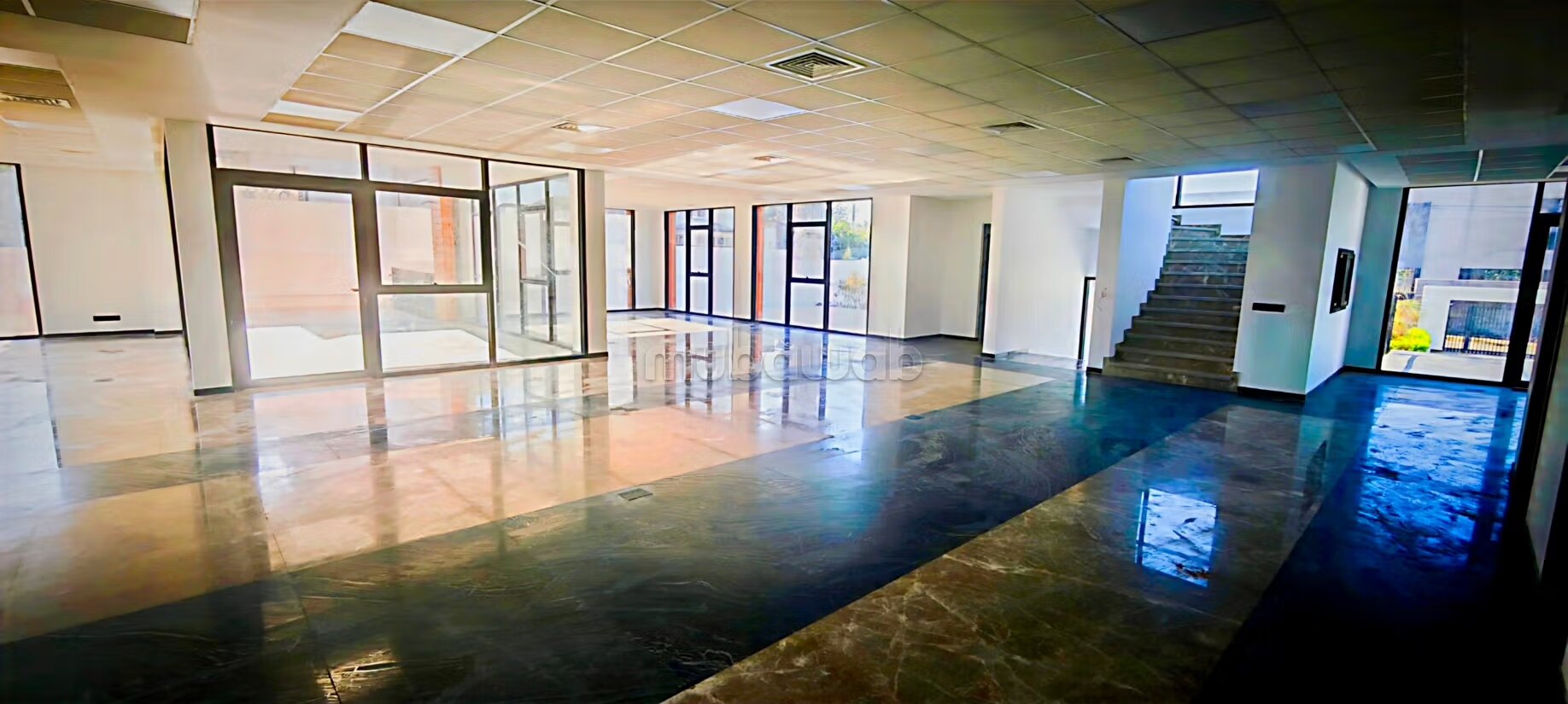 Bureau 2000 m² à louer à Souissi, Rabat — Photo 16