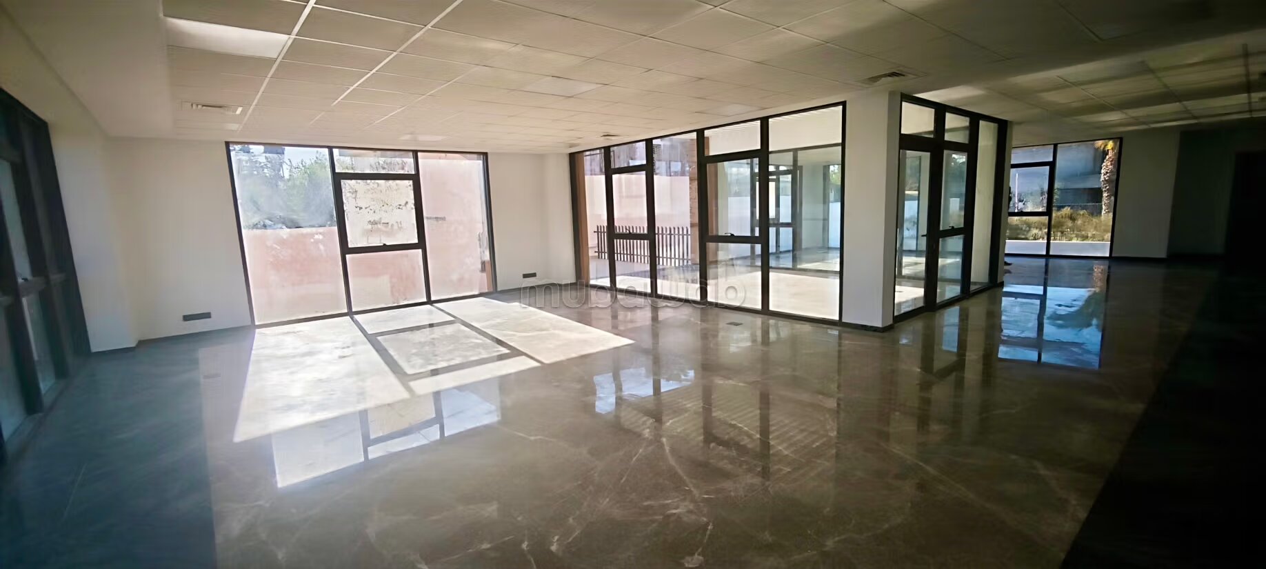 Bureau 2000 m² à louer à Souissi, Rabat — Photo 56
