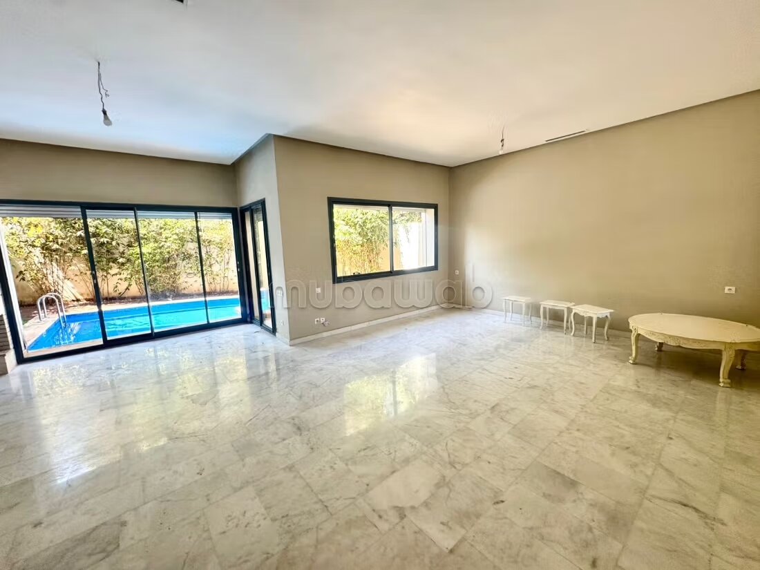 Villa 350 m², 4 chambres, à vendre à Casablanca — Photo 3