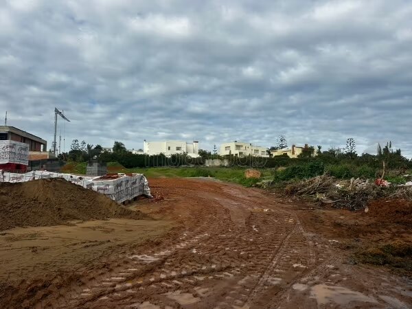 10960 m² Land for Sale in Souissi, Rabat — Photo 2