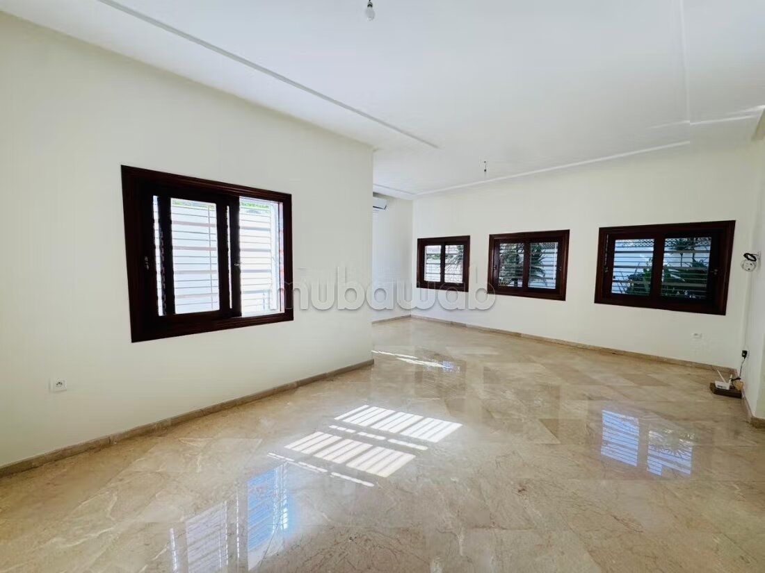 Villa 450 m² à louer à Casablanca — Photo 10