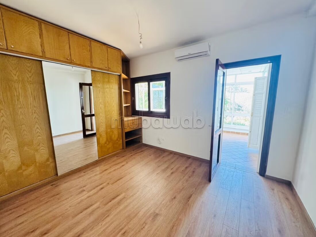 Villa 450 m² à louer à Casablanca — Photo 28