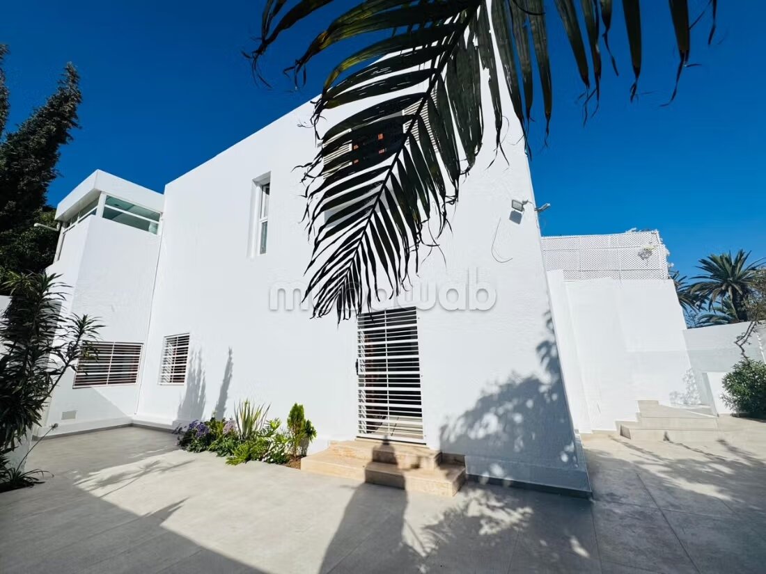 Villa 450 m² à louer à Casablanca — Photo 5