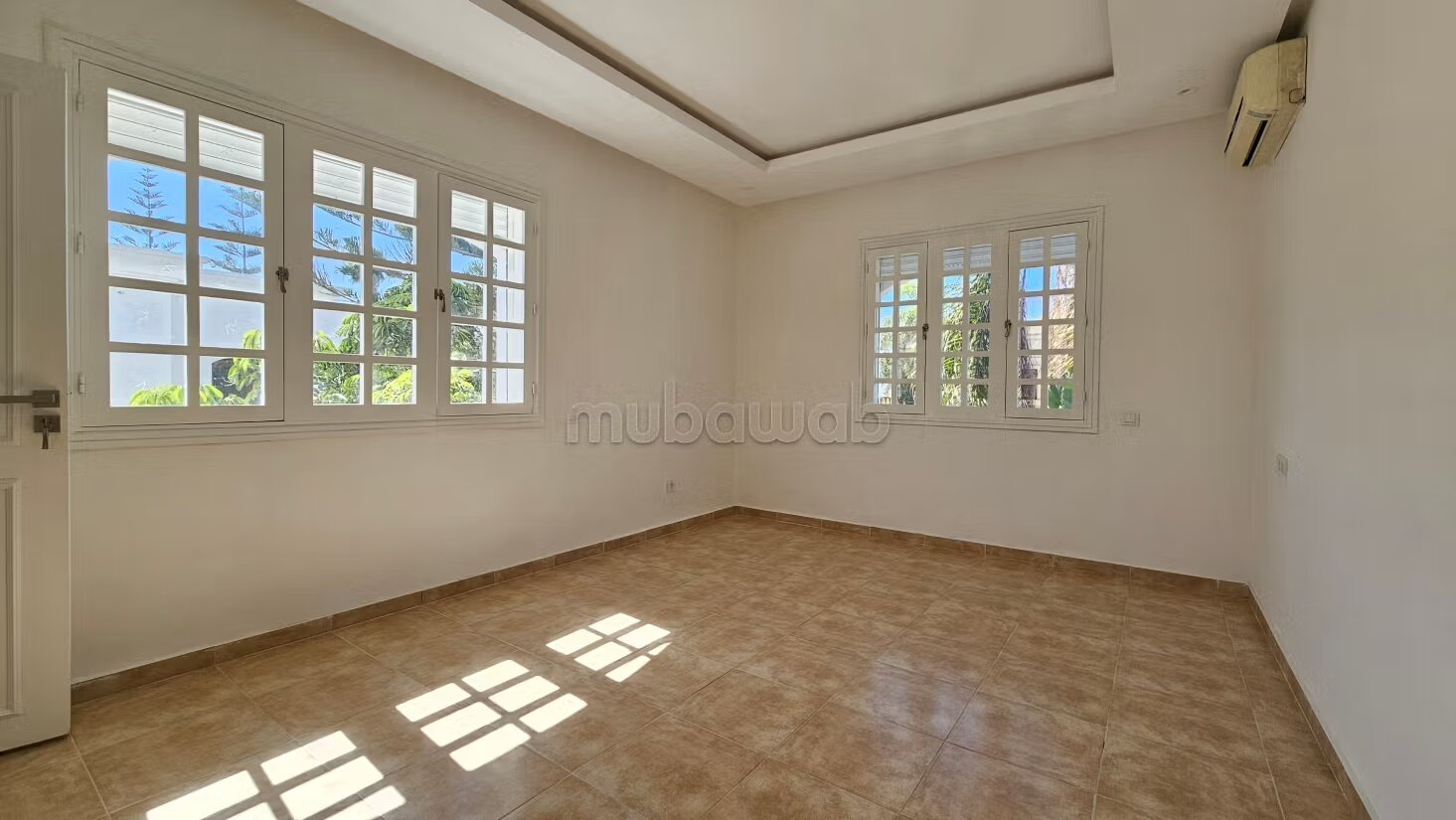 Villa 5 chambres avec piscine en location à Casablanca — Photo 21