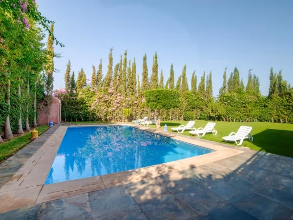 Villa 400 m² à louer à Marrakech — Photo 6