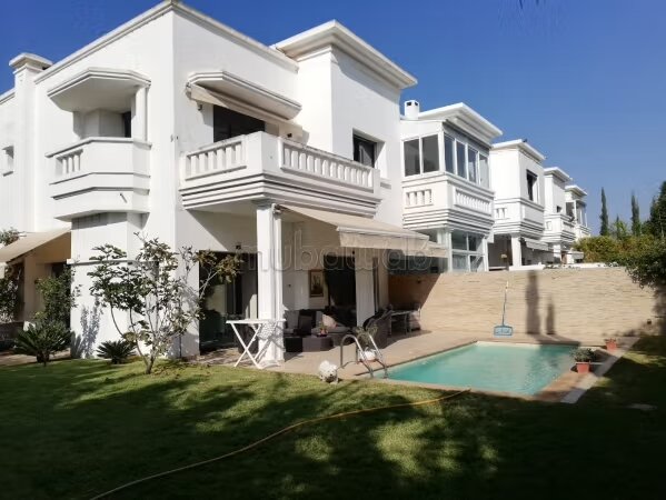 Villa 400 m² à louer à Casablanca — Photo 57