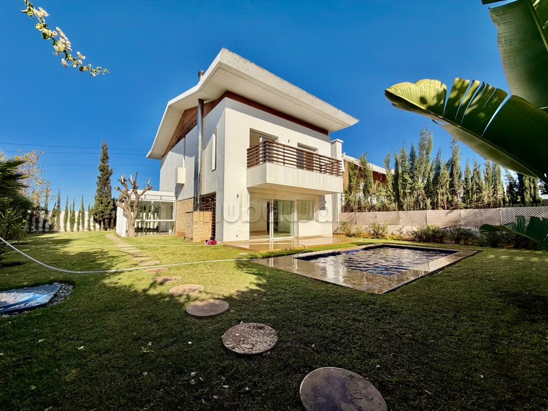 Villa 400 m² à louer à Casablanca — Photo 3