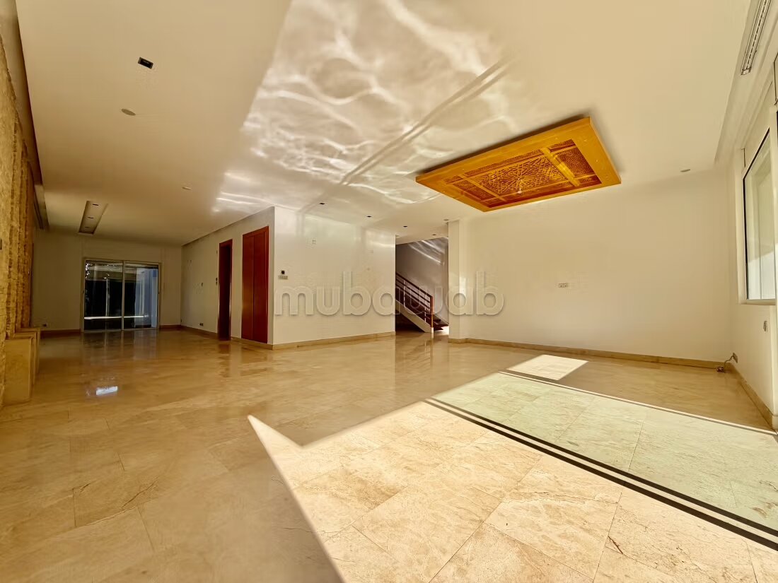 Villa 400 m² à louer à Casablanca — Photo 11