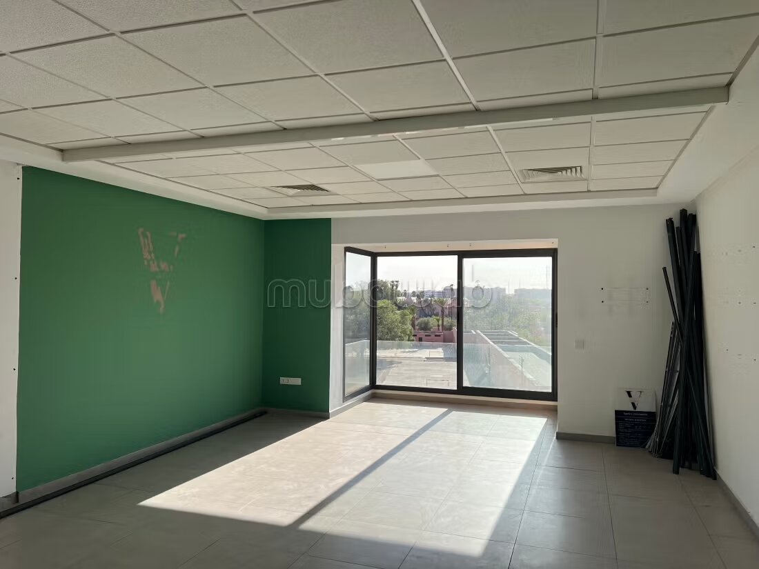 Offices for rent in Guéliz. Total area 57 m².