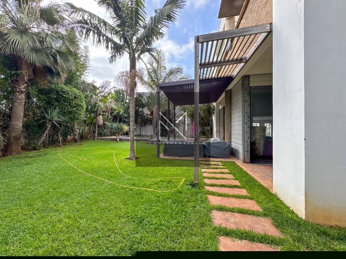 Villa 700 m² for rent in Casablanca (Ain Diab) — Photo 3