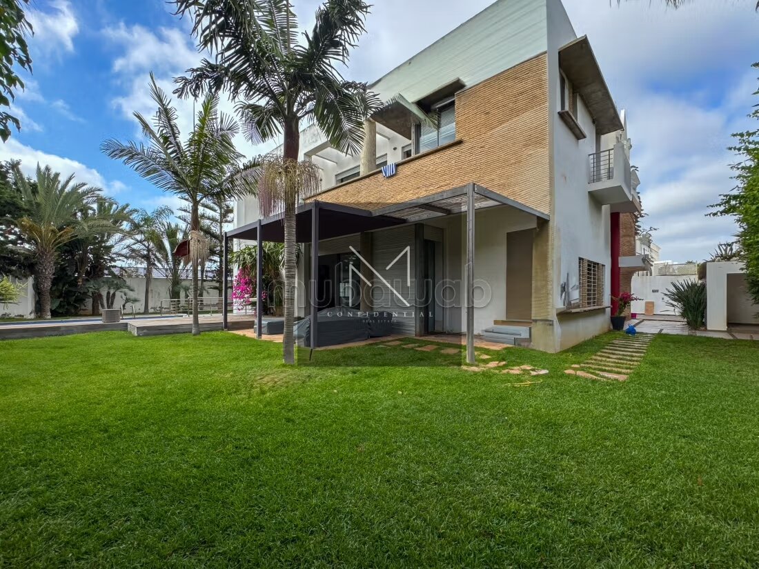 Villa 700 m² for rent in Casablanca (Ain Diab) — Photo 16