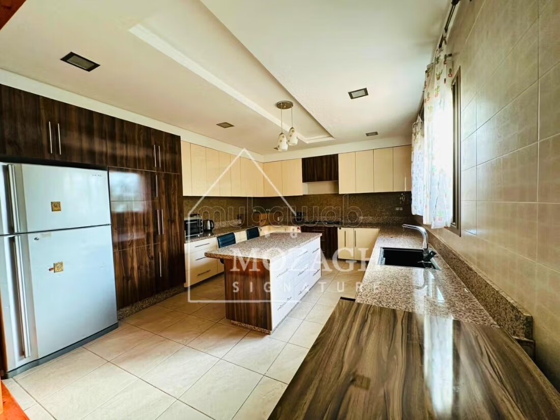 Villa 450 m² à louer à Marrakech (Targa) — Photo 18