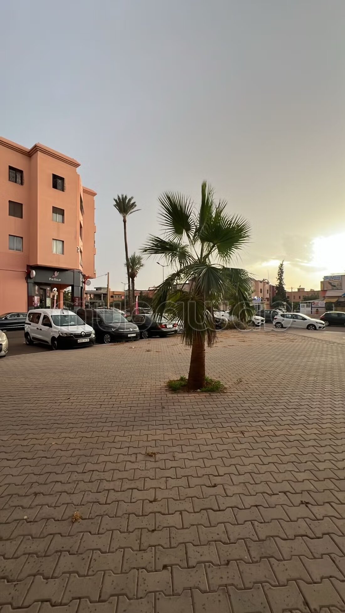 Office 95 m² for sale in Marrakech — Photo 3