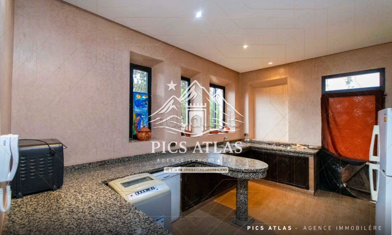 Villa 390 m² for sale in Marrakech (Sidi Abdellah Ghiat) — Photo 19
