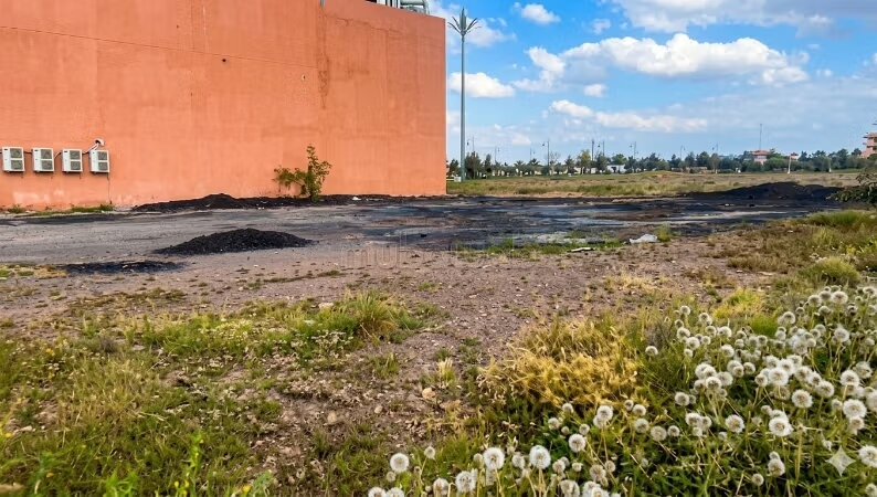 Land 500 m² for sale in Marrakech (Guéliz) — Photo 3