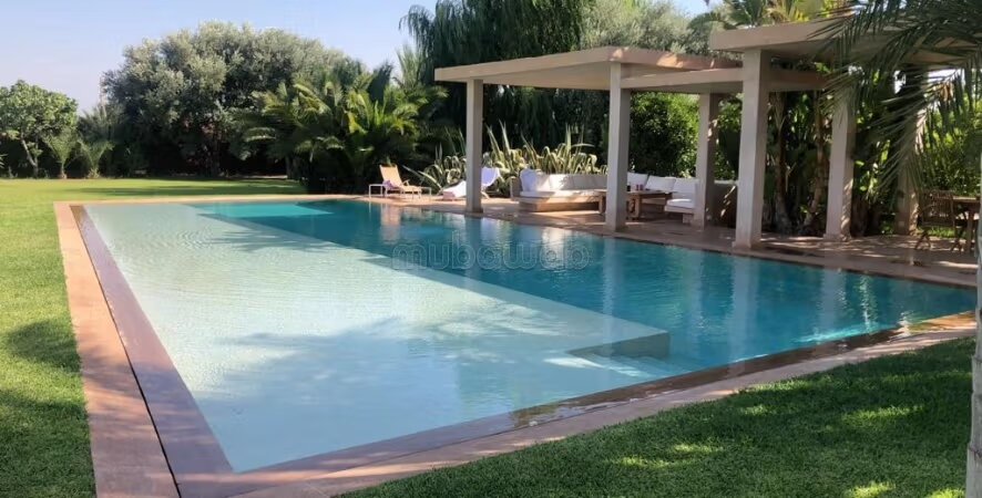فيلا ٤٧٠م٢ للإيجار في مراكش — Photo 31