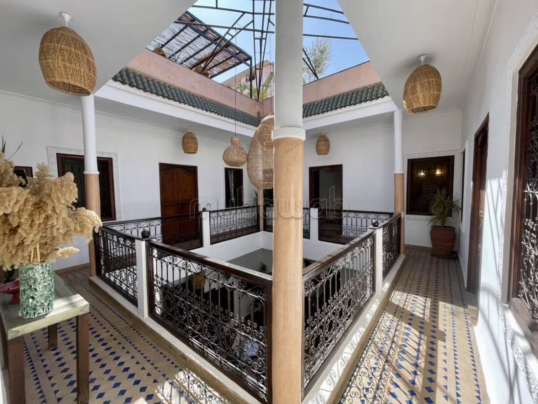 رياض 220 متر مربع للبيع في مراكش — Photo 11
