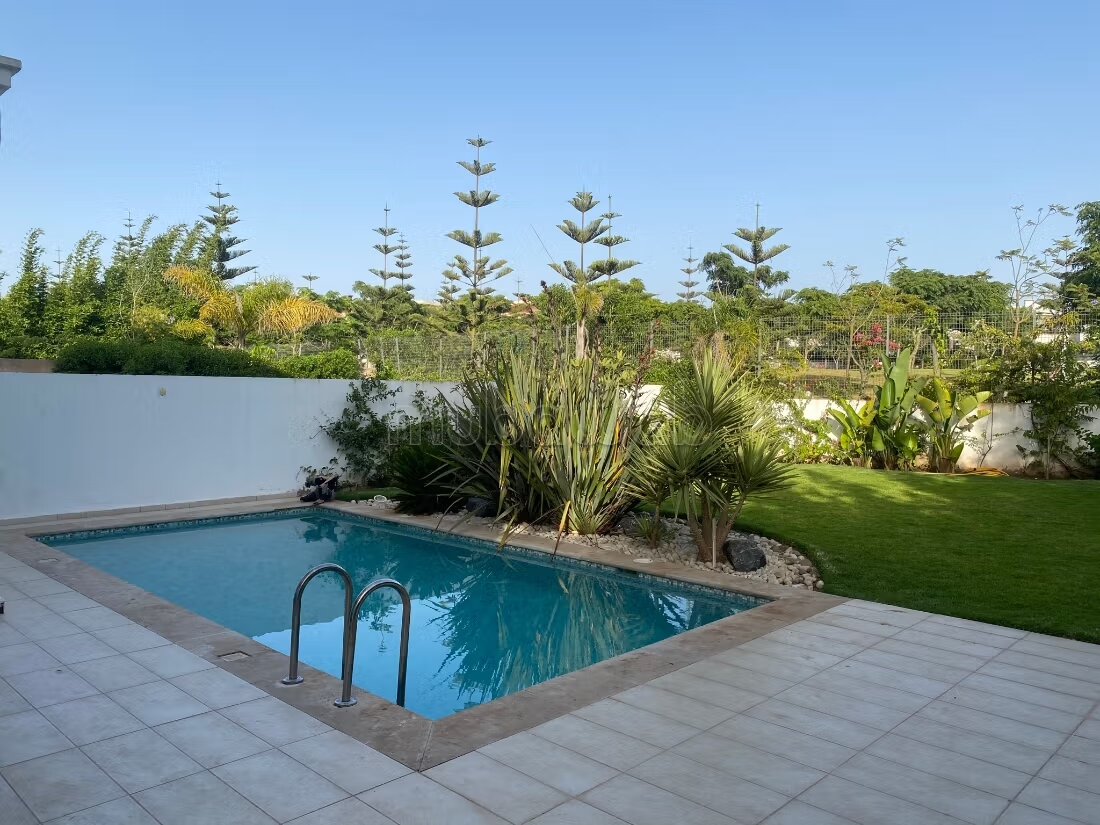 Villa 535 m² à vendre à Bouskoura, Prestigia Golf City — Photo 2