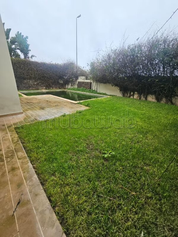Villa 320 m² à louer à Darbouazza — Photo 32