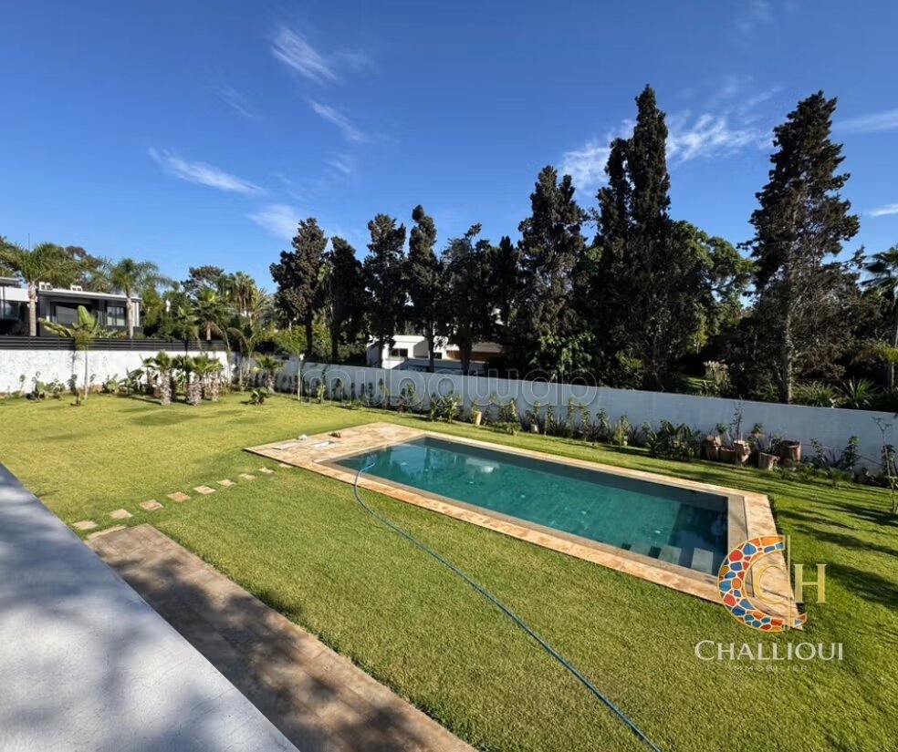 Villa moderne 2000 m² à louer à Rabat — Photo 3