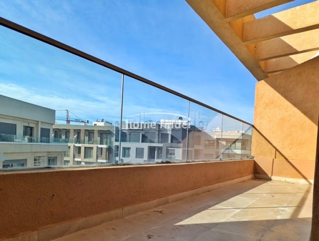 Furnished Flat for Rent on Les Princesses 120 m²