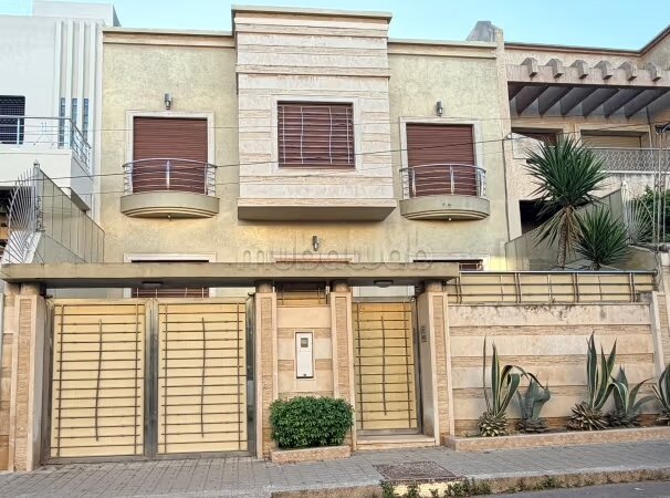 Villa 350 m² for sale in Casablanca (Sidi Maarouf) — Photo 40