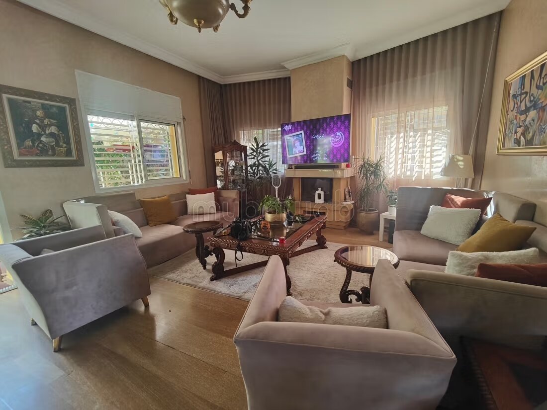 Villa 350 m² for sale in Casablanca (Sidi Maarouf) — Photo 9