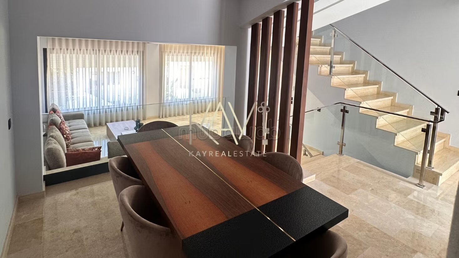 Villa 370 m² à louer à Tanger — Photo 3