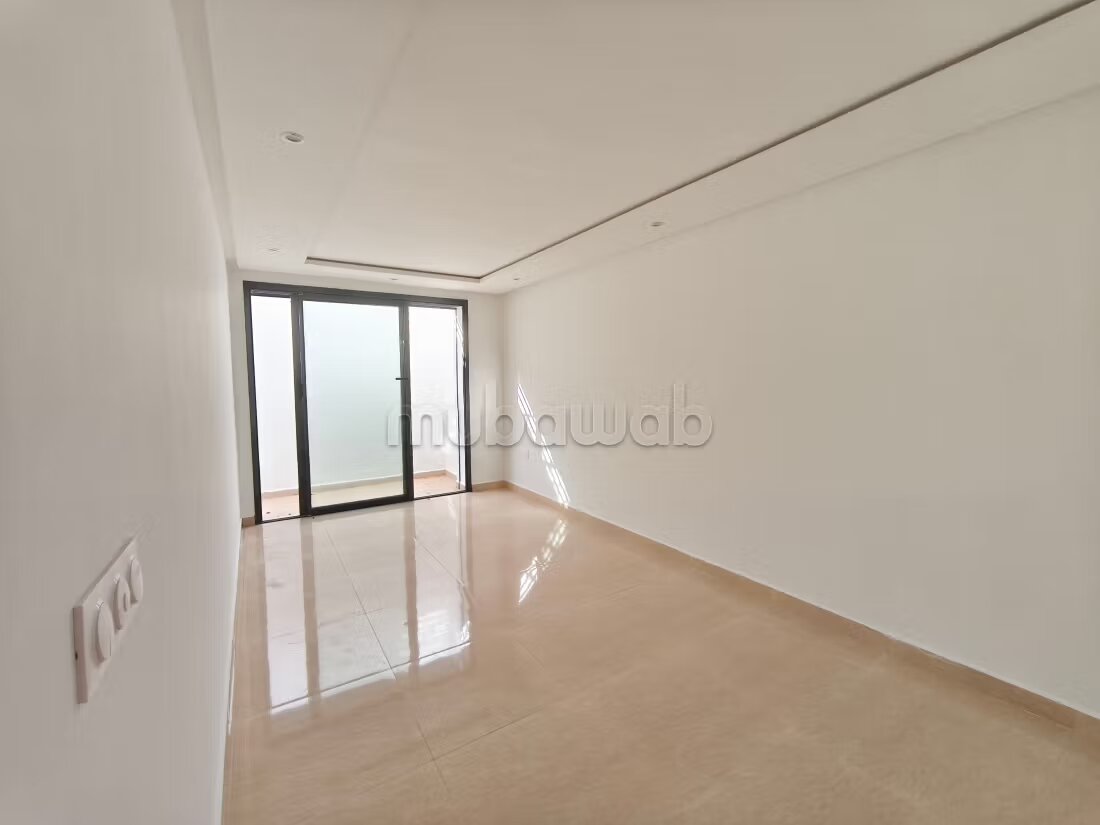 Villa 380 m² à louer à Dar Bouazza — Photo 11