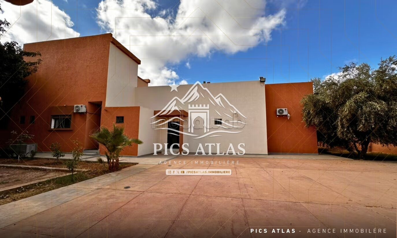 Villa 500 m² à vendre à Sidi Abdellah Ghiat - Marrakech — Photo 8