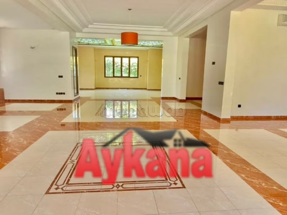 700 m² Villa for Rent in Rabat Souissi — Photo 10