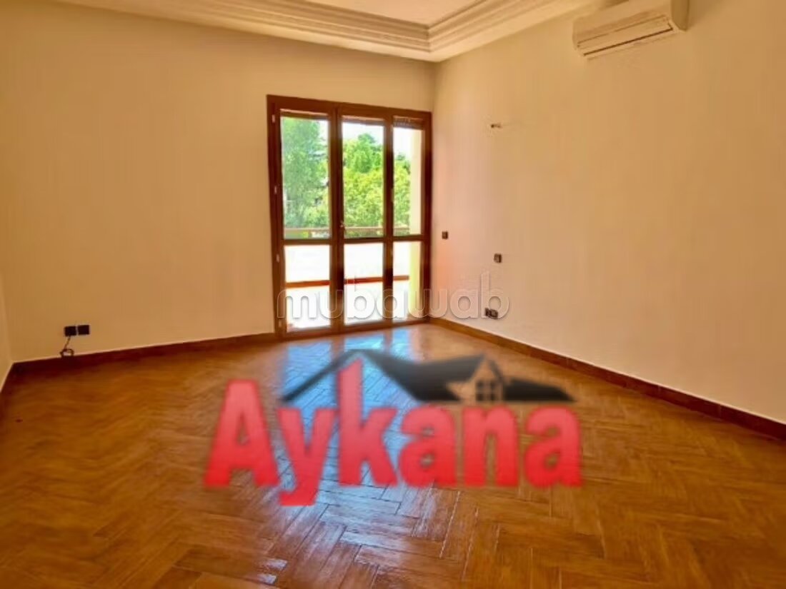 700 m² Villa for Rent in Rabat Souissi — Photo 18