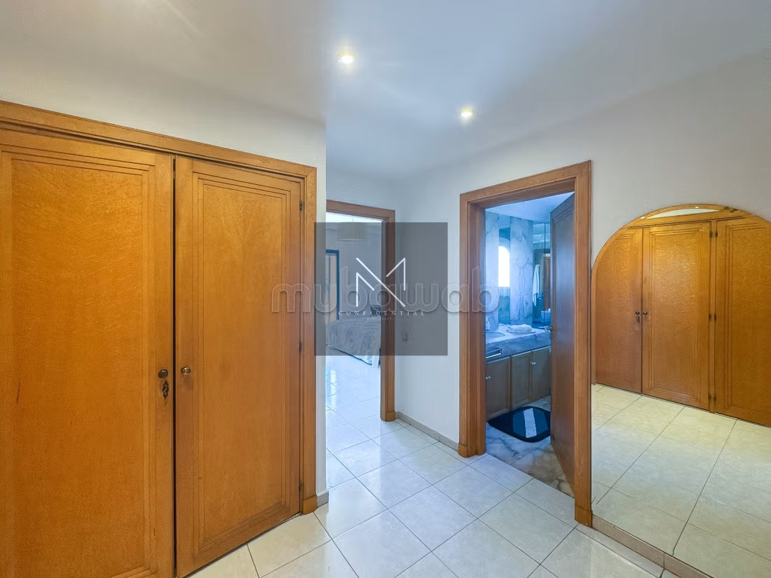 Appartement 420 m² à louer à Casablanca - Rez de jardin — Photo 17